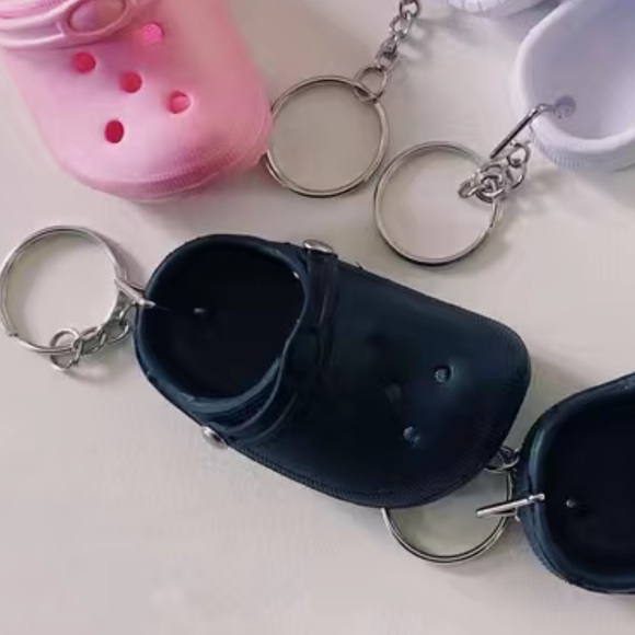 NEW croc clog style bag charm key chain BLACK - Picture 2 of 4